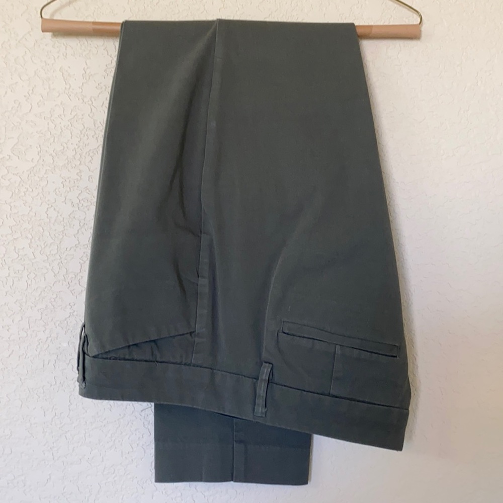 Worthington ankle length skinny pants